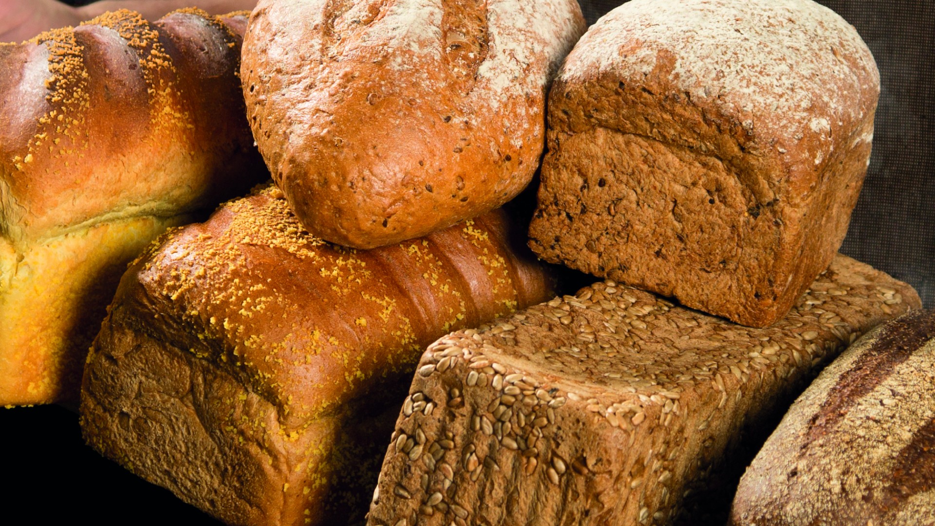 Achtergrond-Beter-Brood-koop-je-bij-de-Echte-Bakker-staand